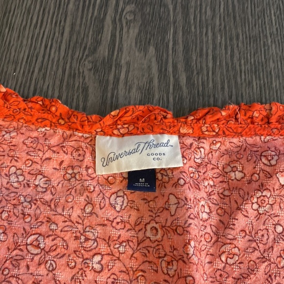 Universal Thread wrap long-sleeve top. Size M. Burnt orange floral pattern - Picture 10 of 15